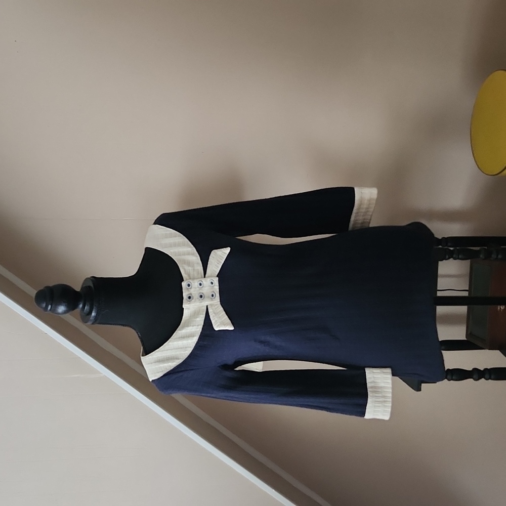 Anthropology Top